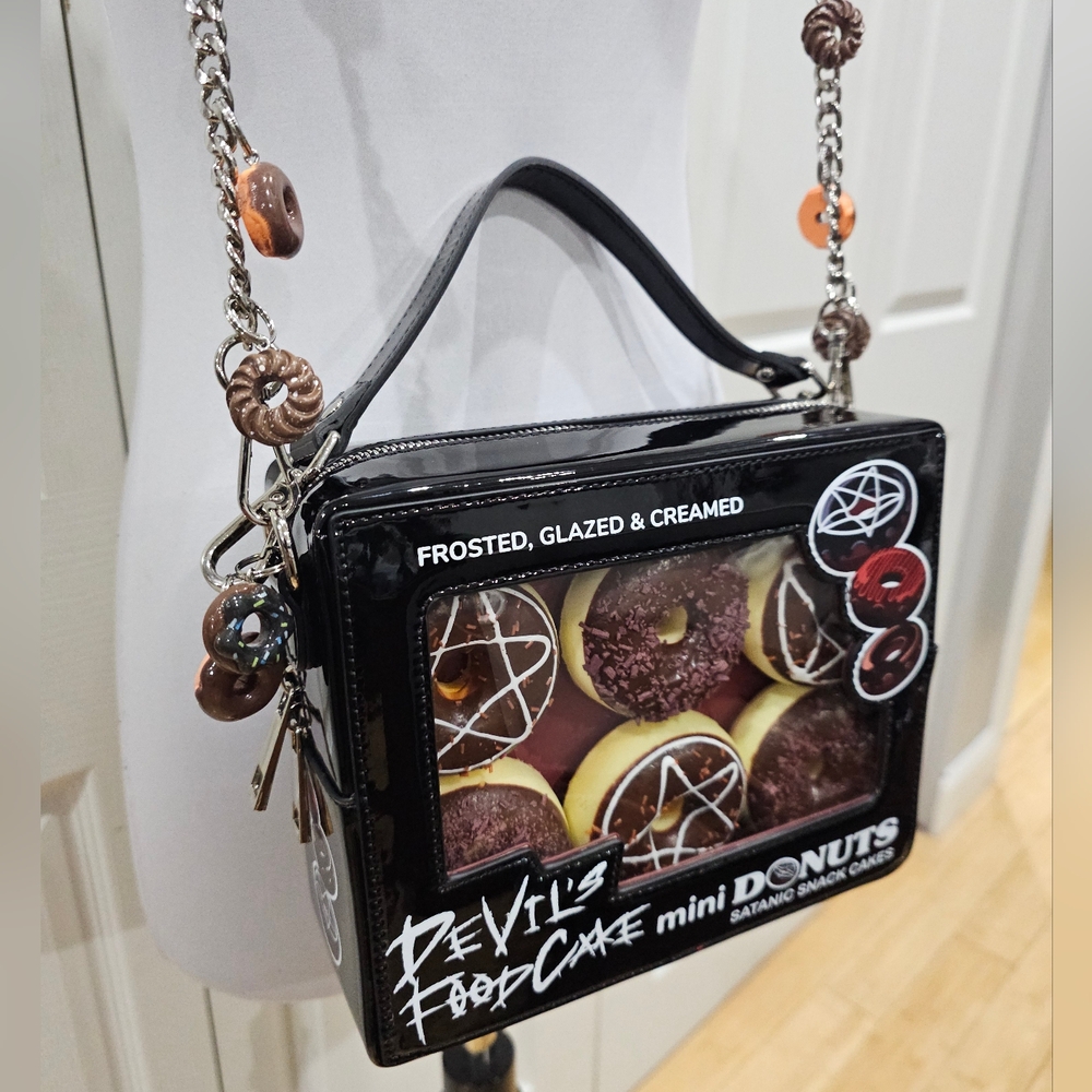 Unique Goth Pentagram Pentacle Devil's Food Cake Black Mini Donut Box Bag Purse - Picture 7 of 14